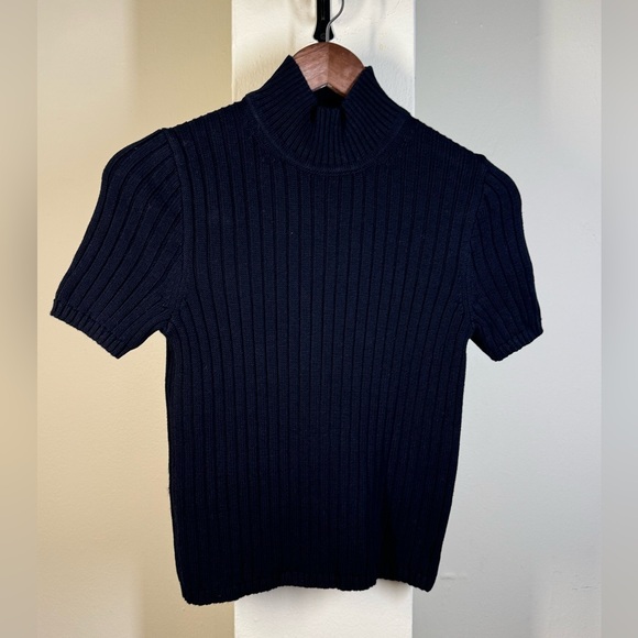 NWOT Cotton-blend short-sleeve turtleneck sweater black color - Picture 2 of 6